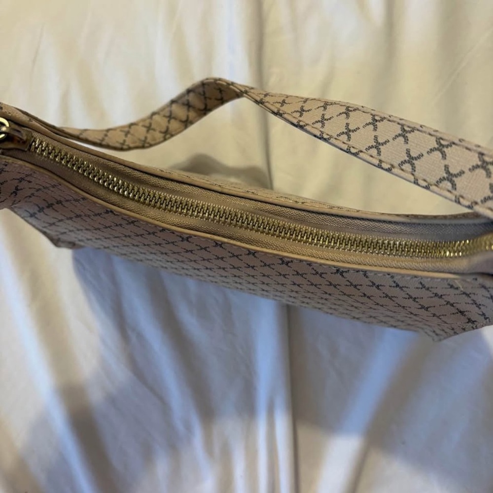 Beige Patterned Shoulder Bag - Picture 3 of 3